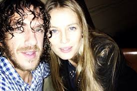Puyol jadi ayah awal...