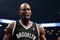 Kevin Garnett menderita...