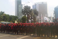 Buruh bergerak ke Istana...
