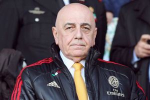 Galliani tinggalkan...