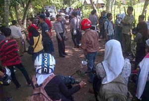 Dendam dipelonco, siswa...