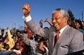 Mandela tutup usia,...