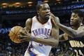 Durant tertawai Paul...