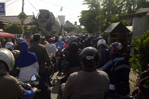 Perlintasan Bintaro...