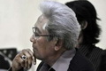 Adnan Buyung tertawakan...