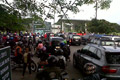 Ribet, pengendara pilih...