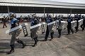 Demonstran anti-Yingluck...
