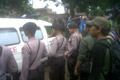 3 ambulan angkut jenazah...