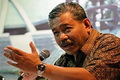Hayono Isman berharap...