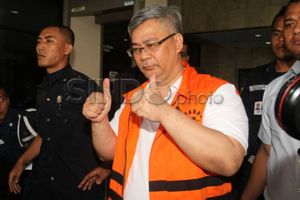 Mahfud ingin Akil dihukum...