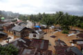 Tanggul jebol, rumah...