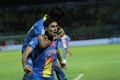 Arema hujani gawang...