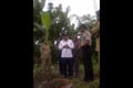 Ahli waris makam yang...