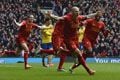 The Reds pesta gol di...