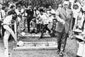 Foto Lee Kuan Yew tabur...