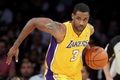 Lakers kembali lepas...
