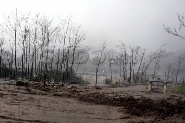 Waspada, Gunung Kelud...