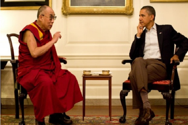 Dalai lama kunjungi...