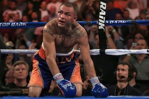 Duel Alvarado v Marquez...