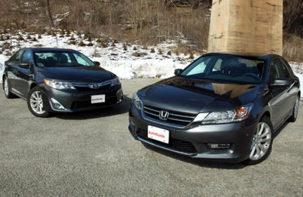 Honda Accord salip Toyota...