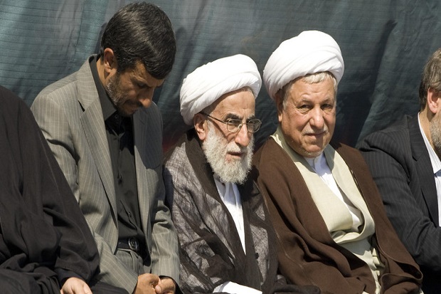 Ulama top Teheran tolak...