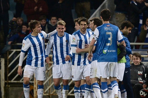Barcelona takluk di...