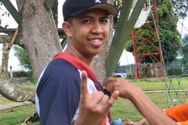 Pilih yang humanis dan...