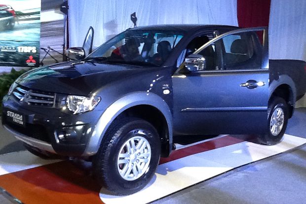 Pick up besutan Mitsubishi...