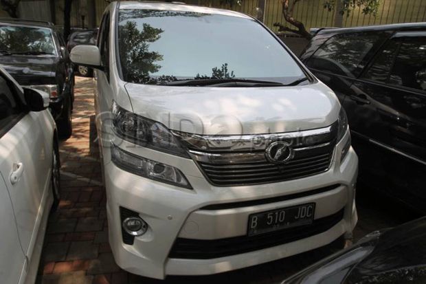 Lagi, KPK sita Alphard