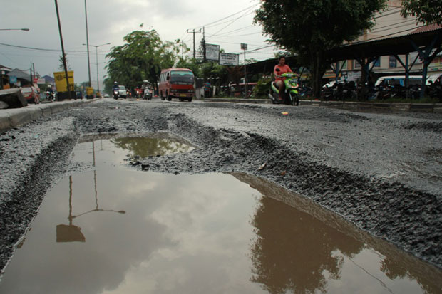Pemkot Bekasi black...