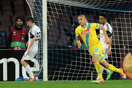 Gasak Swansea, Napoli...
