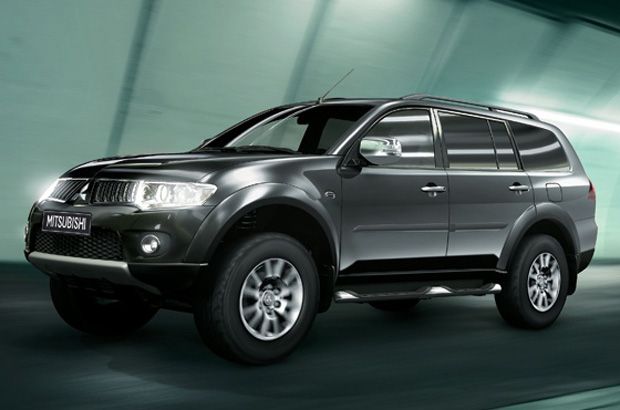Pajero Sport bensin...