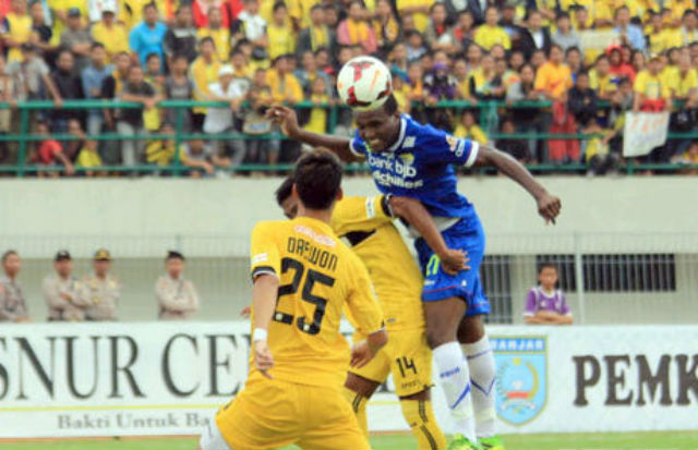 Dua gol Coulibaly benamkan...