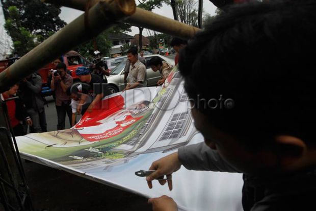 Pelanggaran atribut...
