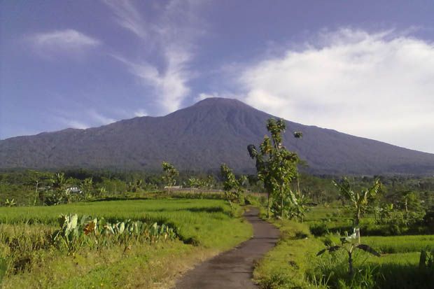 Aktivitas Gunung Slamet...