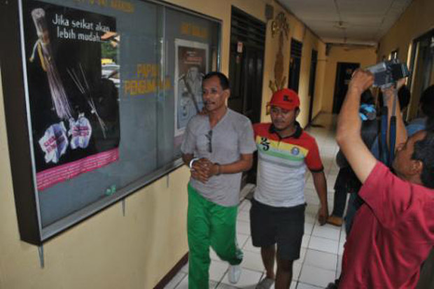 PNS Tangsel ditangkap...