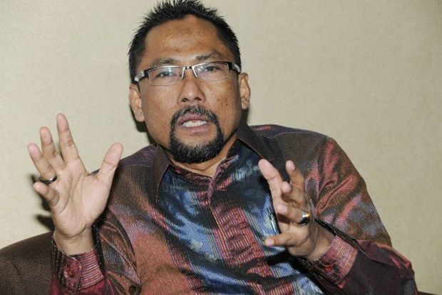 Gaet simpati dengan...
