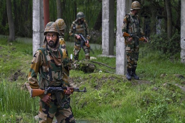 19 polisi India tewas...