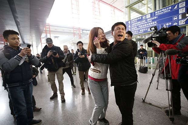 Kelurga penumpang MH370...