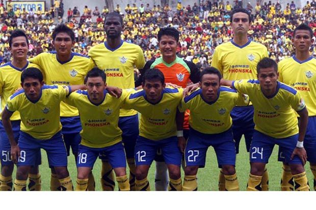 Persegres tidak pecat...