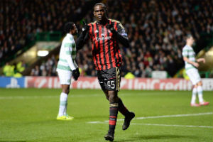 Balotelli siap lawan...