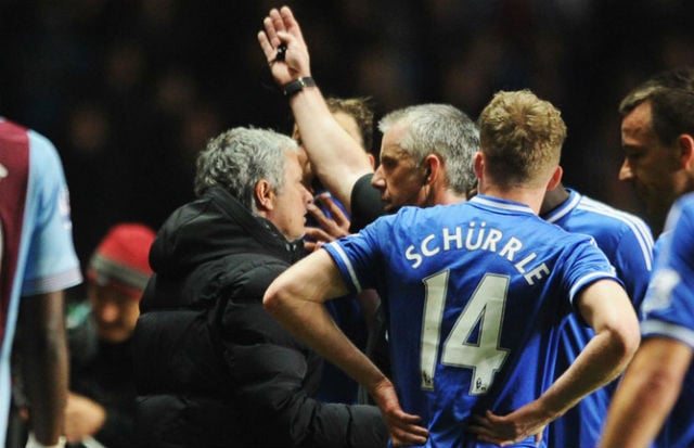 Mourinho minta Chris...