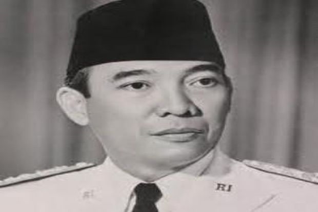 Atribut kampanye bergambar...