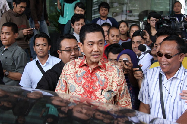 Jabat Kabaharkam, Putut...