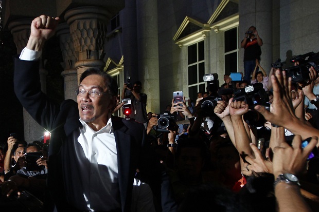 Anwar Ibrahim akui punya...