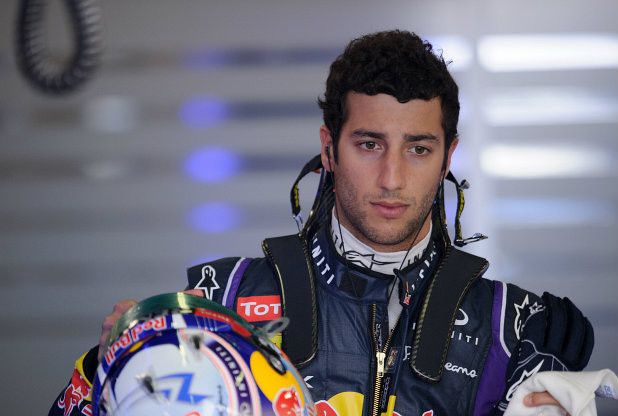 Red Bull disanksi, Mercedes...