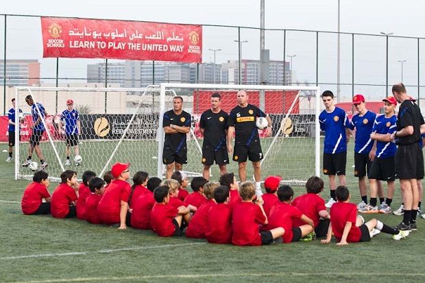 Van Persie dan Neville...