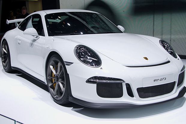 Sering terbakar, Porsche...