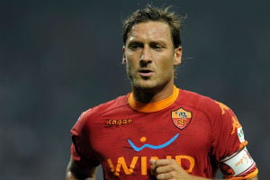 Totti: Roma bisa raih...