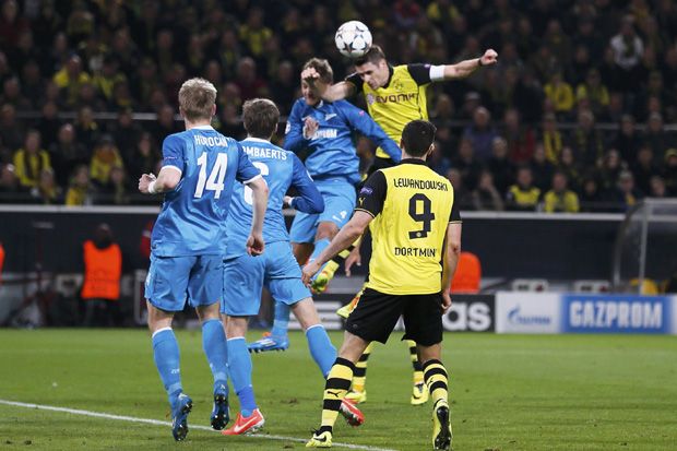 Gol Hulk dibalas Kehl...